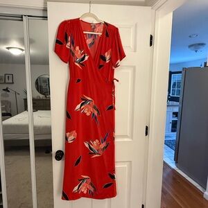 Red Floral Midi Wrap Dress with Flutter Sleeve Size Small